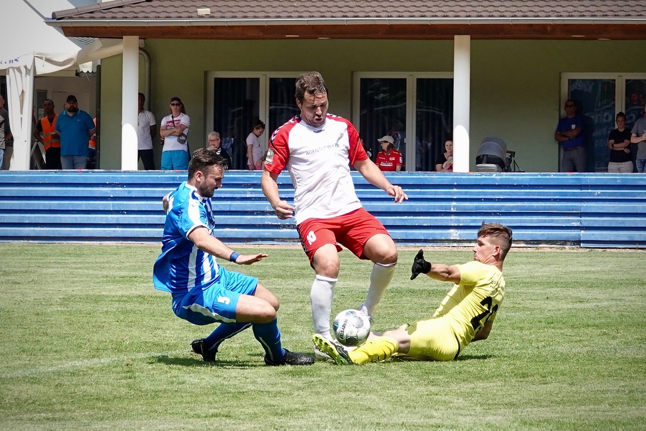 1.Herren Testspiel Petershagen